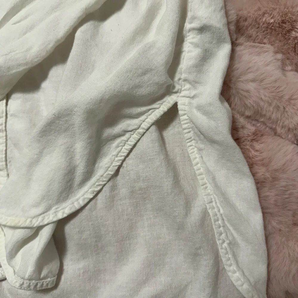Old Navy Linen Off White Button-Down Shirt - Picture 2 of 3